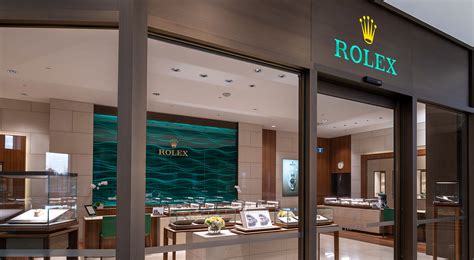 Discover our Rolex Showroom 